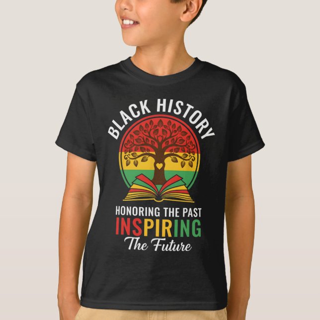 Camiseta Honoring The Past Inspiring The Future Black Histo (Frente)