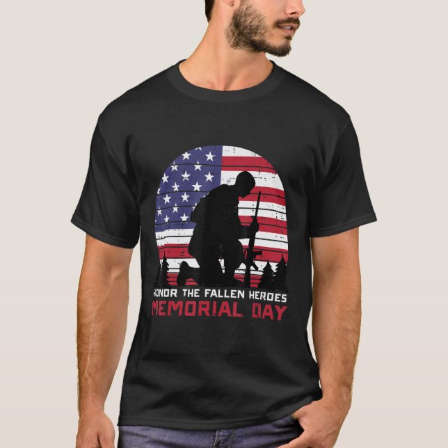 Camiseta Honra O Memorial Fallen Heroes Dia dos EUA Bandeir (Frente)