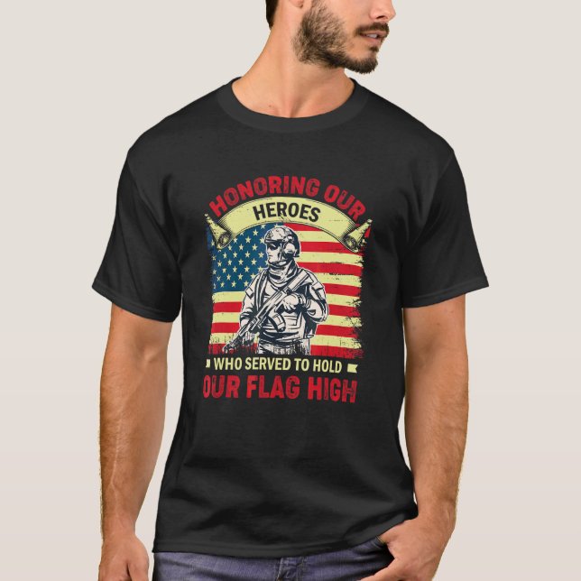 Camiseta Honrando Hereos Que Serviram Para Segurar O Alto-M (Frente)