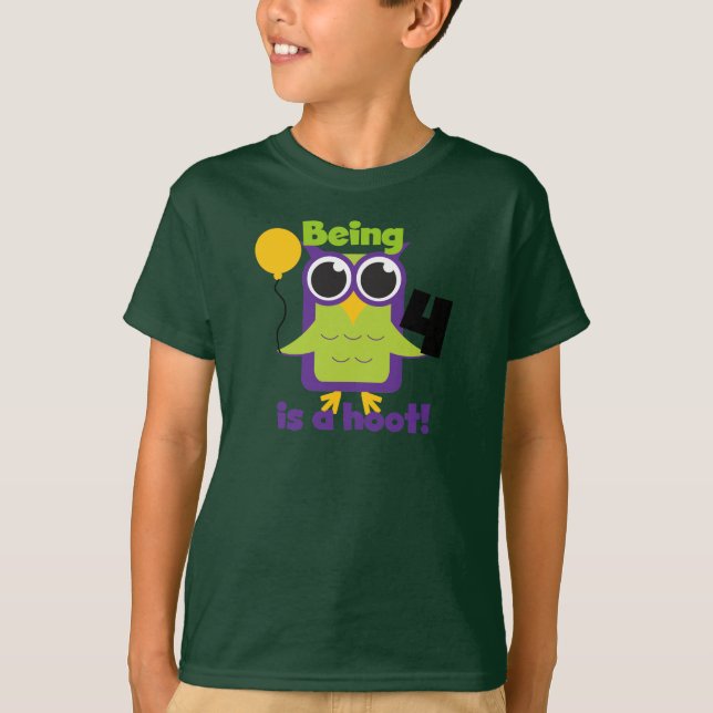 Camiseta Hoot Owl 4th Birthday T-shirts e presentes (Frente)