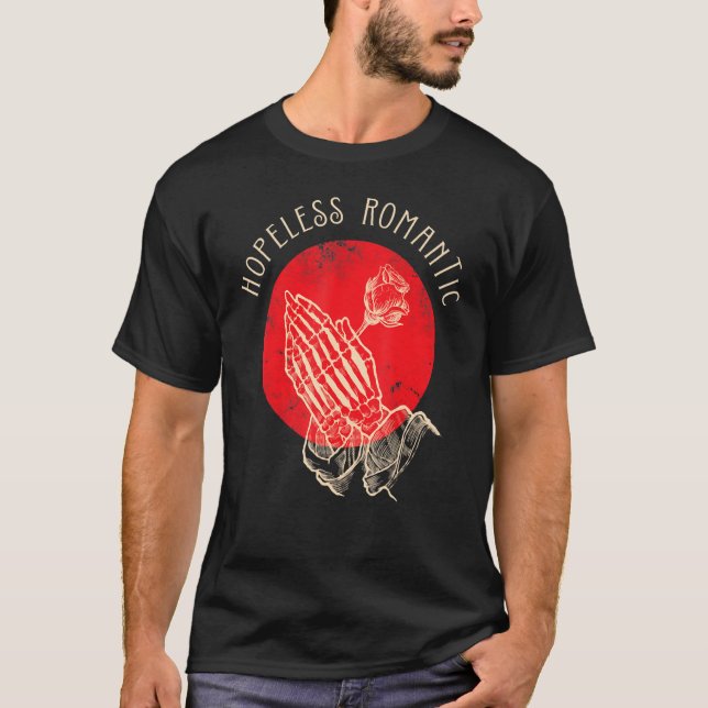 Camiseta Hopeless Romantic, Praying Hands Rose Skeleton Val (Frente)