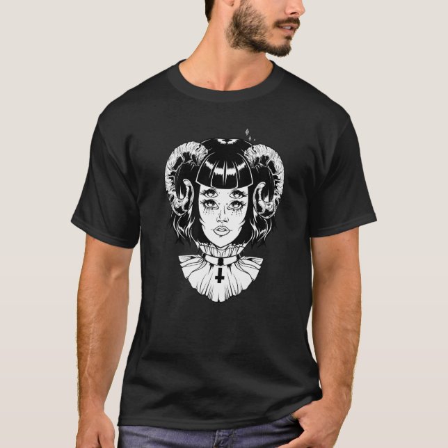 Camiseta Horned Devil Satanic Halloween Glitch Goth Emo Pun (Frente)