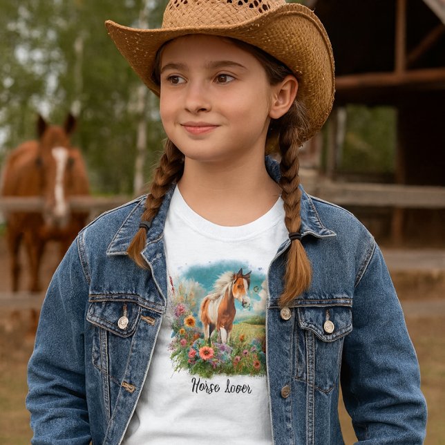 Camiseta Horse Lover Pinto Foal Girls (Girls western look T-shirt .  If she likes horses then she will love this watercolor illustrated tee)