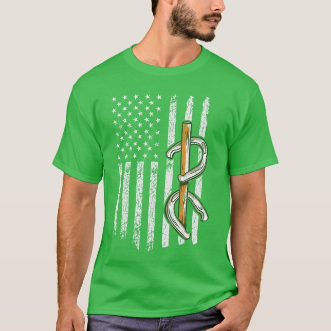 Camiseta Horseshoe Pitching USA Flag Horseshoehrowing Game  (Frente)