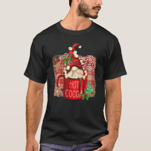 Camiseta Hot Cocoa Buffalo Plaid Gnome With Christmas Tree 