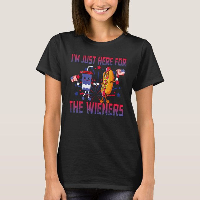 Camiseta Hot Dog I m Just Here For The Wieners Sausage 4th  (Frente)