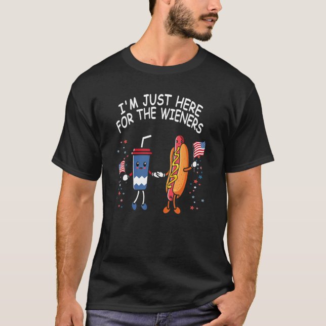 Camiseta Hot Dog I'm Just Here For The Wieners Funny 4Th Of (Frente)
