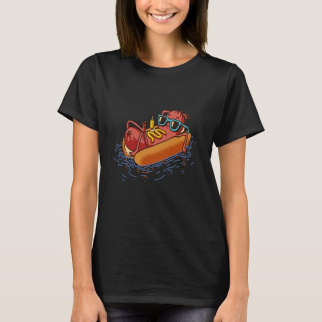 Camiseta Hot Dog In A Swimming Pool Summer Vacation Foodie (Frente)