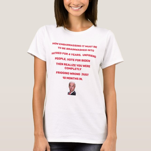Camiseta HOW EMBARRASSING IT MUST BE T-Shirt (Frente)