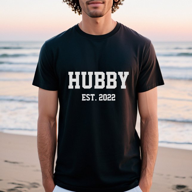 Camiseta Hubby & Wifey Personalizado (Criador carregado)