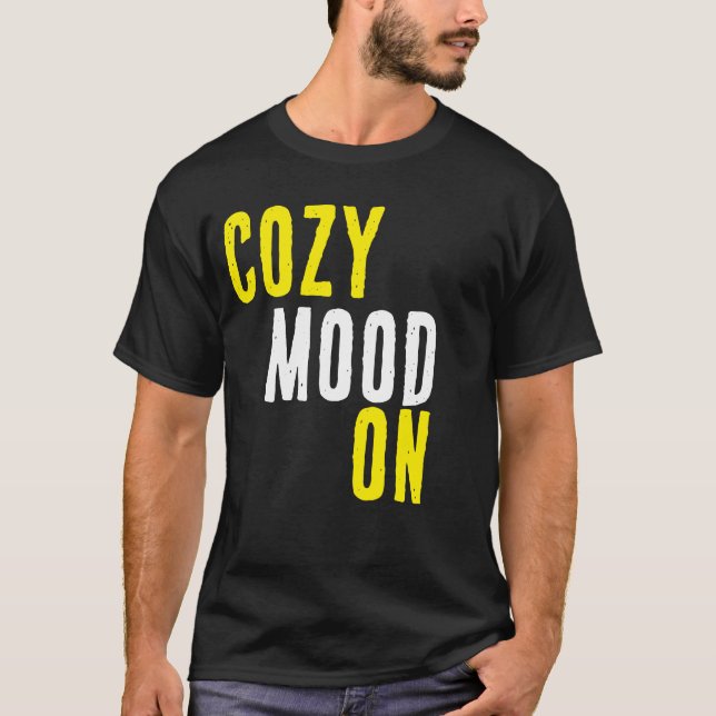 Camiseta Humor Aconchegante Ligado (Frente)