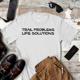 Camiseta Humor de acampamento de caminhada preto