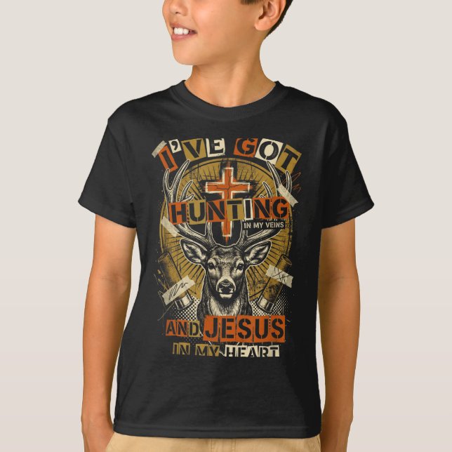 Camiseta Hunting In My Veins Jesus In Heart Christian Deer  (Frente)