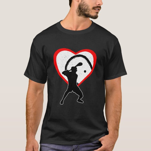 Camiseta Hurling Heart Sport Love Anti Valentines Day (Frente)