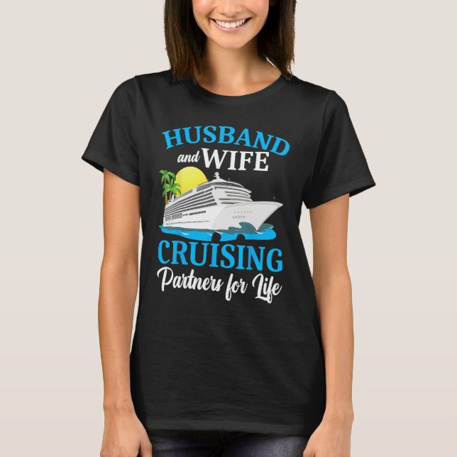 Camiseta Husband And Wife Cruising Partners For Life Couple (Frente)