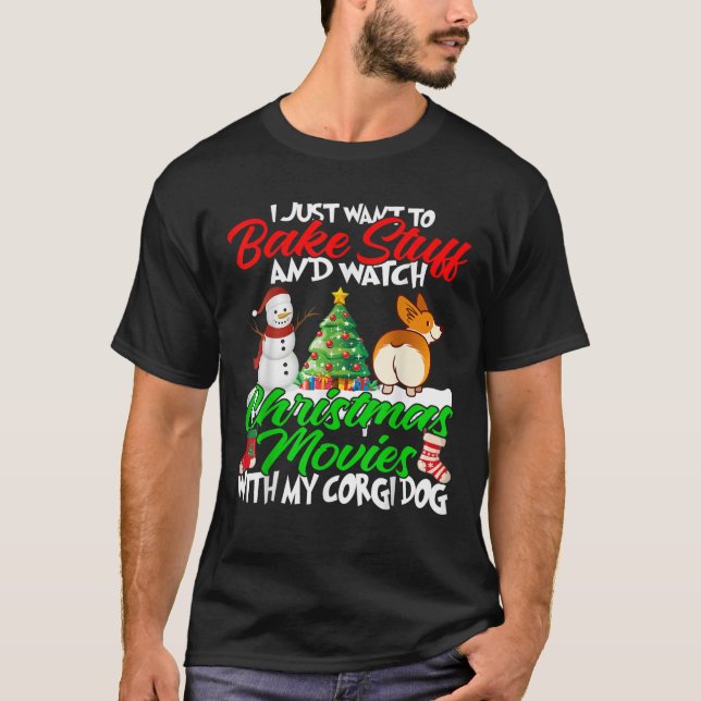 Camiseta I Bake Stuff And Watch Christmas Movies With My Co (Frente)