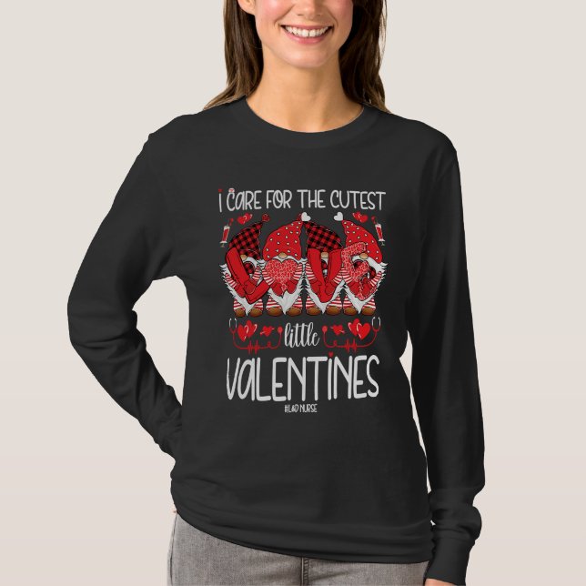 Camiseta I Care For The Cutest Little Valentines Gnomes L&D (Frente)