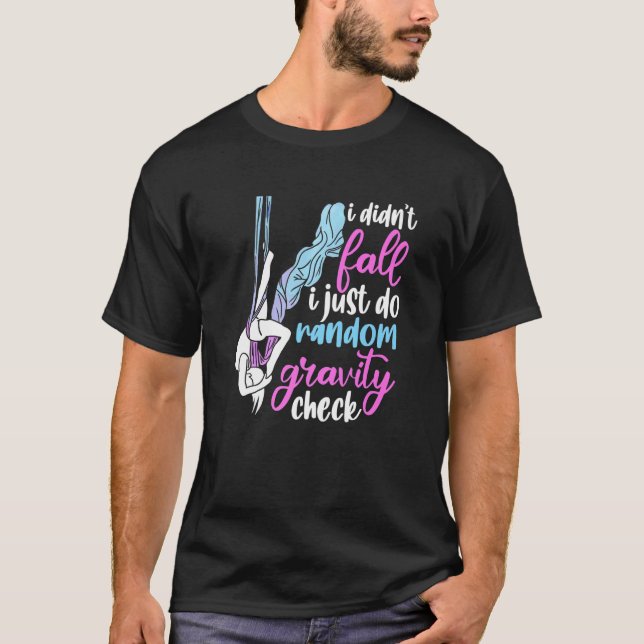 Camiseta I Didn't Fall I Just Do Random Gravity Checks Aeri (Frente)