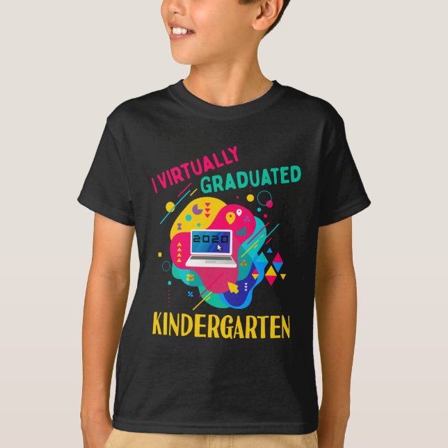 Camiseta I Jardim de Infância Praticamente Graduado EM 2020 (Frente)