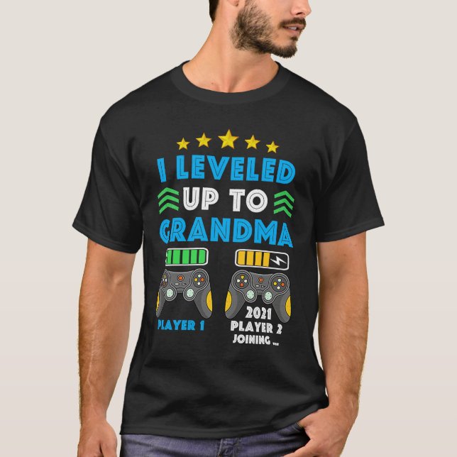 Camiseta I Leveled Up to Grandma 2021  Soon to Be Mothers 2 (Frente)