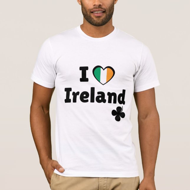 Camiseta I Love Ireland Irish Flag Heart & Shamrock (Black) (Frente)