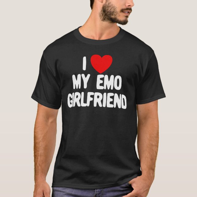 Camiseta I Love My Emo Girlfriend Red Heart Emo Girlfriend (Frente)