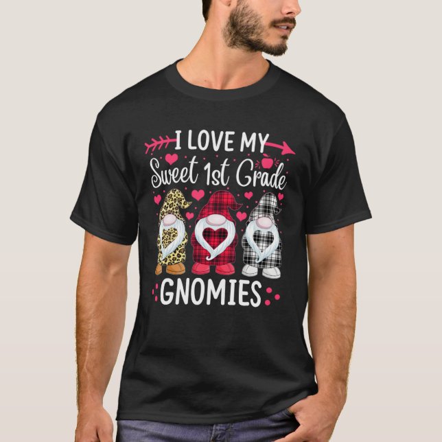 Camiseta I Love My Sweet 1st Grade Gnomies Teacher Gnome Va (Frente)