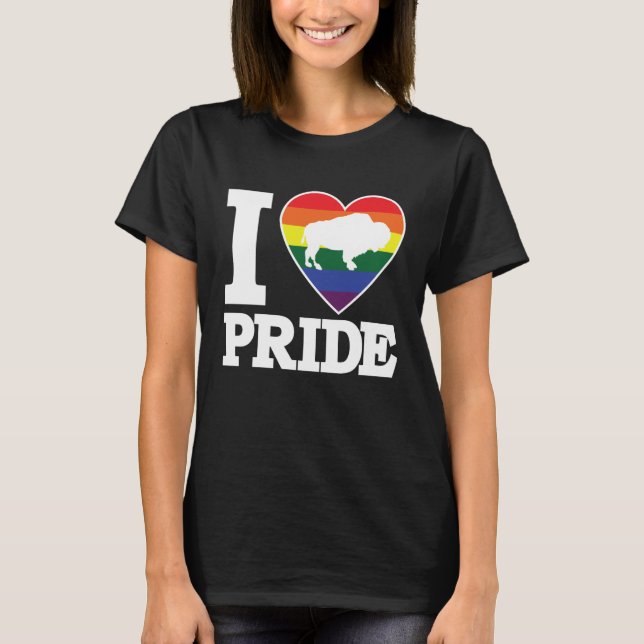 Camiseta I LOVE PRIDE  Buffalo NY LGBTQ beautiful rainbow h (Frente)