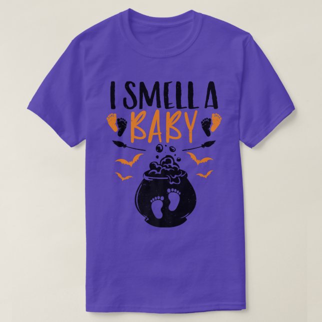 Camiseta I Smell a Baby Funny Witch Halloween Pregnancy Ann (Frente do Design)