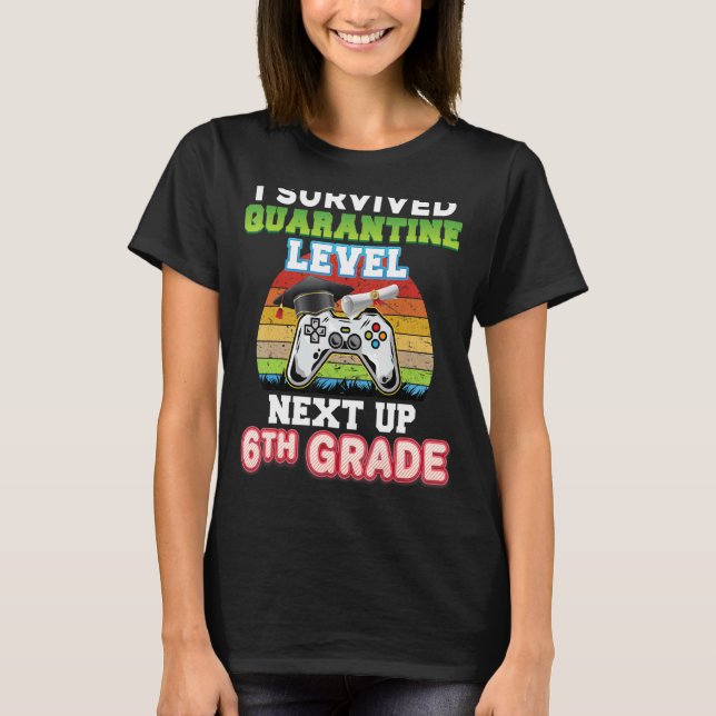 Camiseta I Sobreviver Nível de Quarentena Próximo Formando  (Frente)