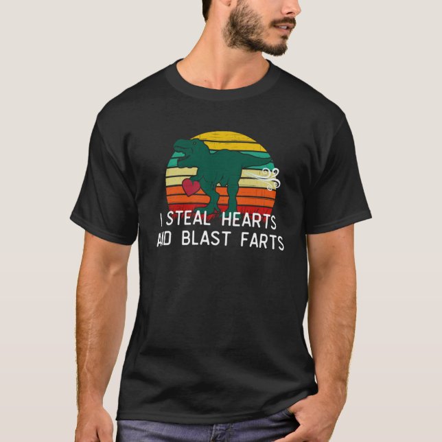 Camiseta I steal hearts and blast farts dinosaur rex Valent (Frente)