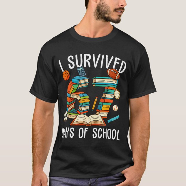 Camiseta I Survived 67 Day Of School Funny Kids Boys Six Se (Frente)