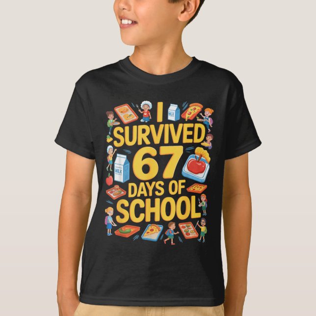 Camiseta I Survived 67 Days Of Cafeteria Chaos Lunch Lady F (Frente)
