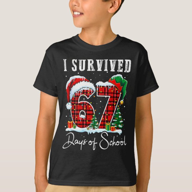 Camiseta I Survived 67 Days Of School Christmas Candy Cane  (Frente)