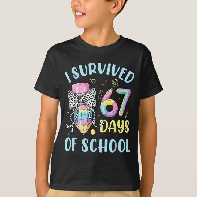 Camiseta I Survived 67 Days Of School Cute Pastel Pencil Bo (Frente)