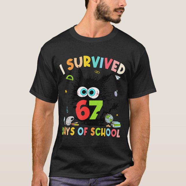 Camiseta I Survived 67 Days Of School For Kids Girl Teacher (Frente)