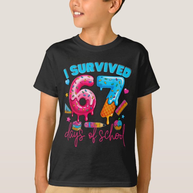 Camiseta I Survived 67 Days Of School Funny 67 Teachers Stu (Frente)