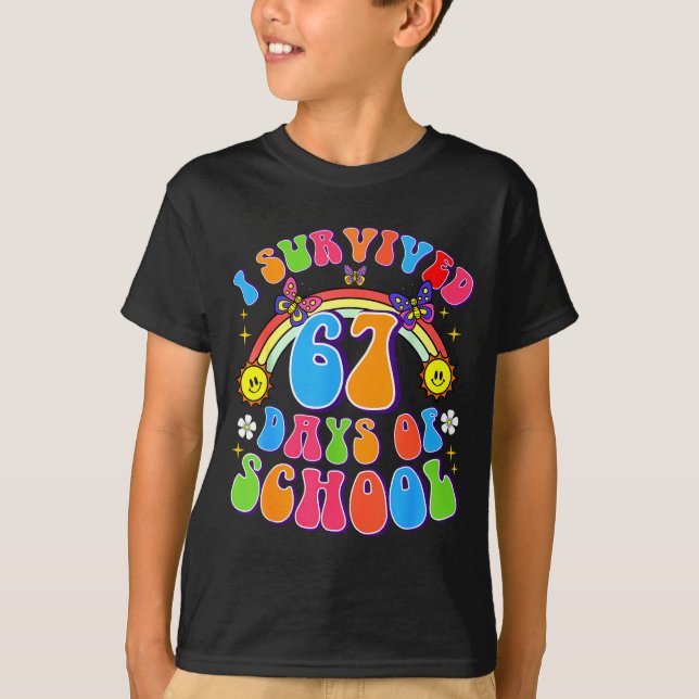 Camiseta I Survived 67 Days Of School Funny 67 Teachers Stu (Frente)