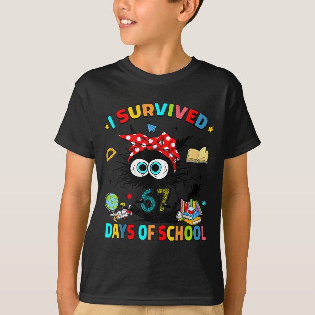 Camiseta I Survived 67 Days Of School Funny Black Cat Six S (Frente)