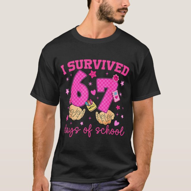 Camiseta I Survived 67 Days Of School Funny Meme Boy Girl T (Frente)