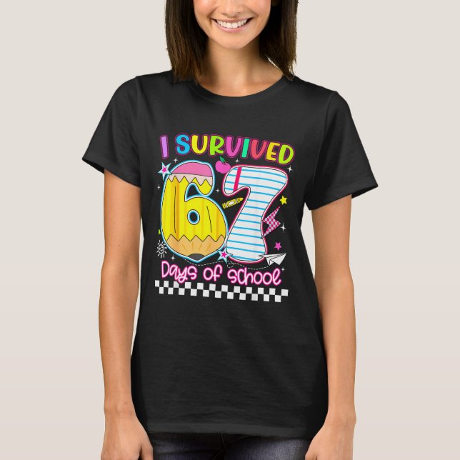 Camiseta I Survived 67 Days Of School Funny Meme Boy Girl T (Frente)