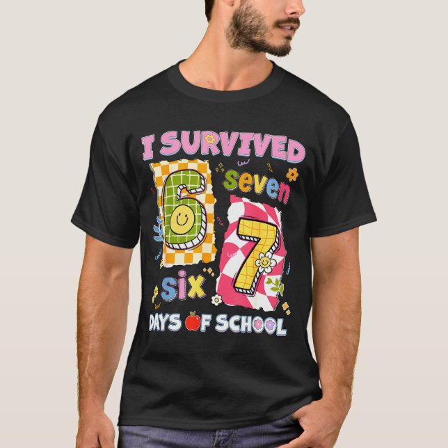 Camiseta I Survived 67 Days Of School Funny Meme Boy Girl T (Frente)