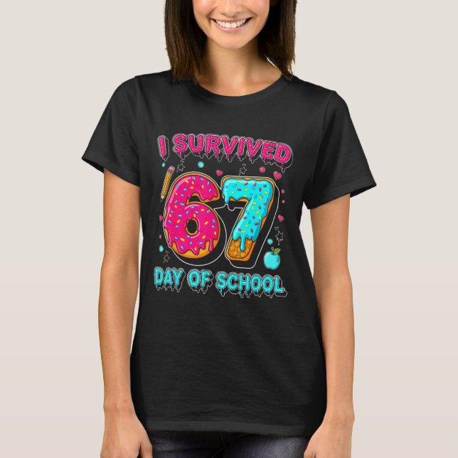 Camiseta I Survived 67 Days Of School Funny Meme Teacher St (Frente)