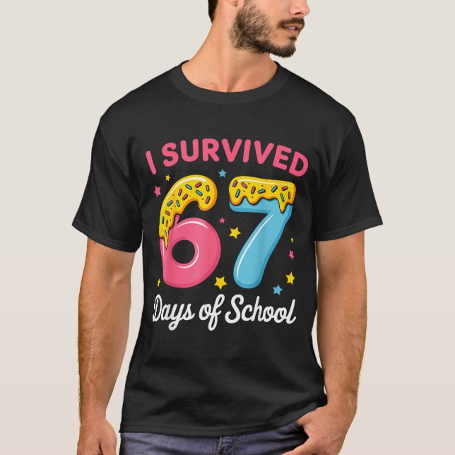 Camiseta I Survived 67 Days Of School Funny Meme Teacher St (Frente)