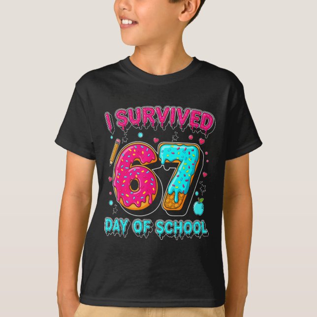 Camiseta I Survived 67 Days Of School Funny Meme Teacher St (Frente)