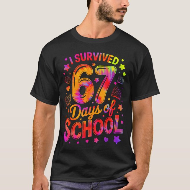 Camiseta I Survived 67 Days Of School Funny Meme Teacher St (Frente)