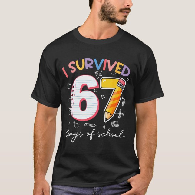 Camiseta I Survived 67 Days Of School Funny Meme Teacher St (Frente)