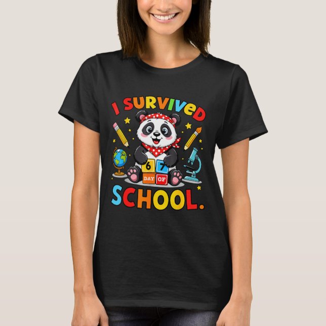Camiseta I Survived 67 Days Of School Funny Meme Teacher St (Frente)