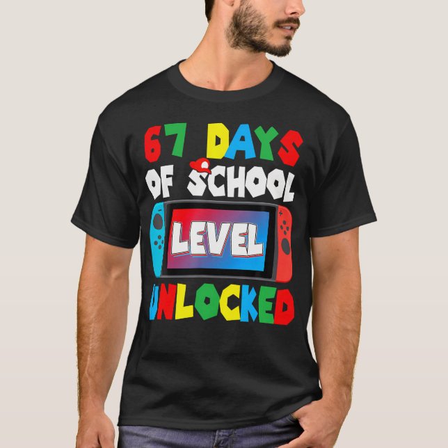 Camiseta I Survived 67 Days Of School Gamer 67 Days Student (Frente)