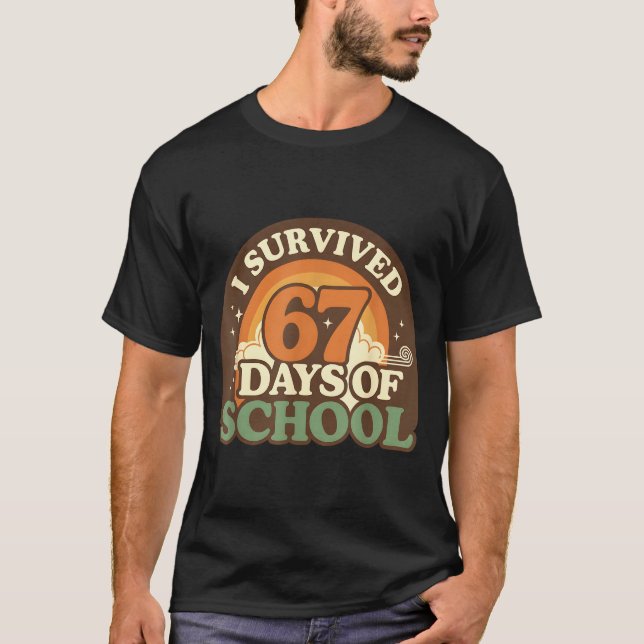 Camiseta I Survived 67 Days Of School Retro Meme Teachers S (Frente)